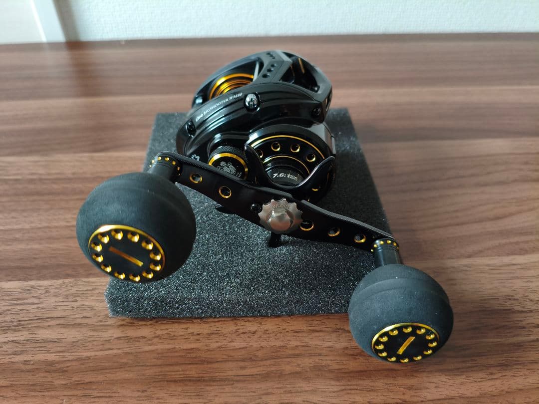 新品未使用］レボ ビッグシューター WM50 右ハンドル AbuGarcia - メルカリ