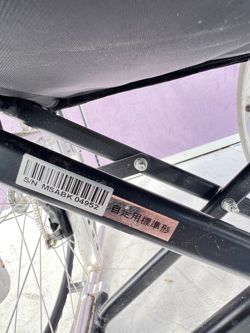 自走用車椅子 アルミ製 黒赤ストライプ, アルミ合金製のミキ標準車椅子