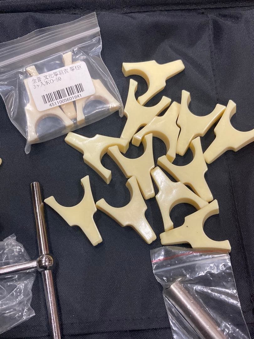 B）美品 ゼンオン 全音 文化箏 羽音 弦楽器 付属品 ソフトケース付き