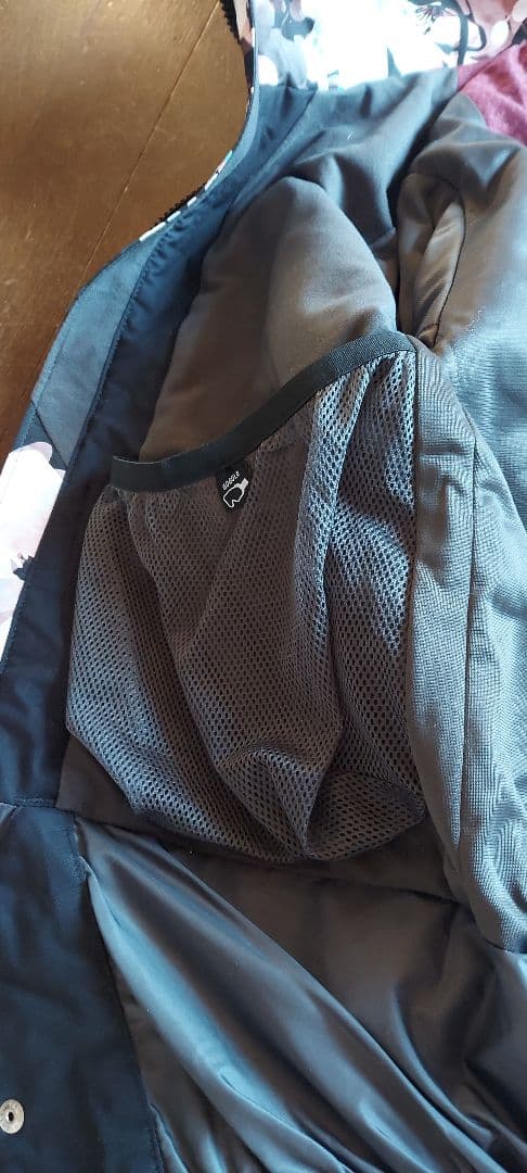 《美品》ESTIVO スノーボードウェアセット