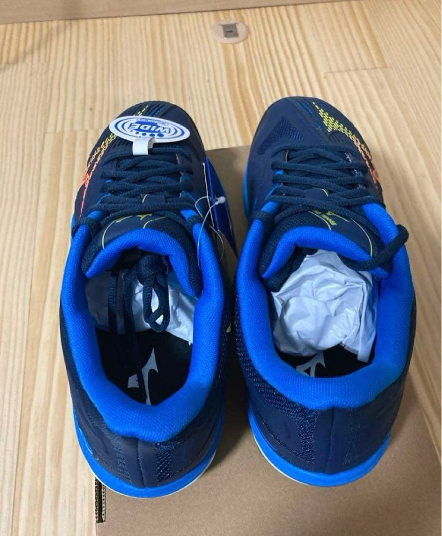 たま助　未使用27㎝ ミズノ テニス ウェーブエクシードライト2 WIDE