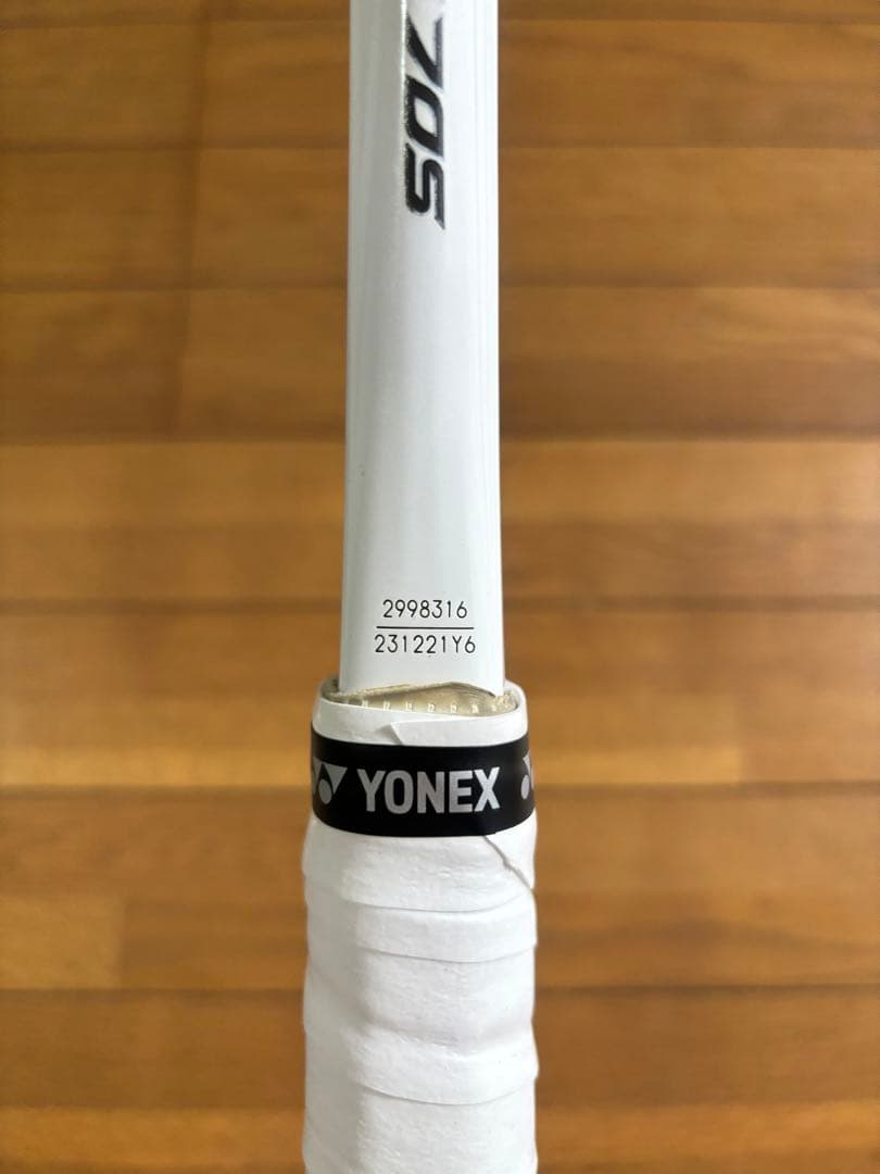 YONEX GEOBREAK 70s ホワイト