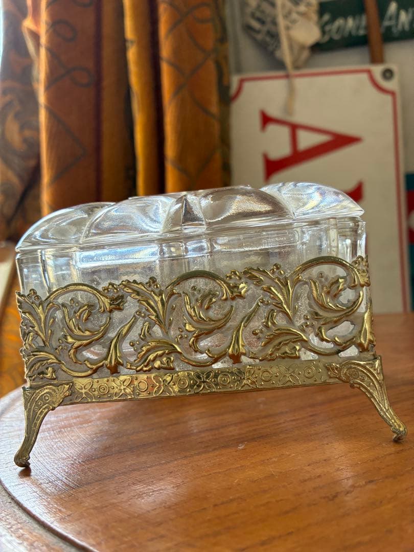 フランス　アンティーク　オルモル　ガラス　ジュエリー　ボックス　ゴールド　真鍮