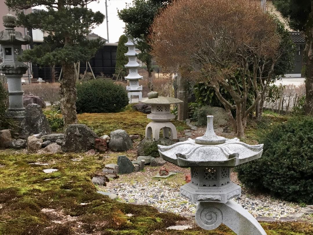 日本庭園 自然石 庭石セット 数個【石川県引き取り限定】