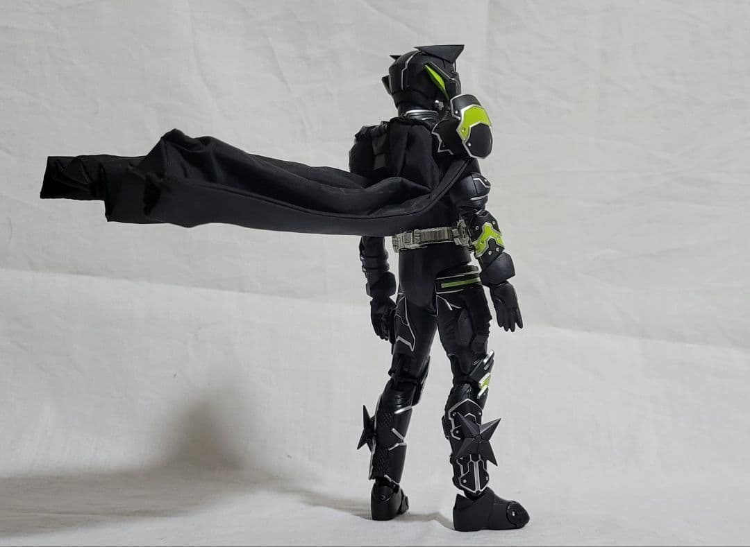 S.H.フィギュアーツ 仮面ライダータイクーン ブジンソード