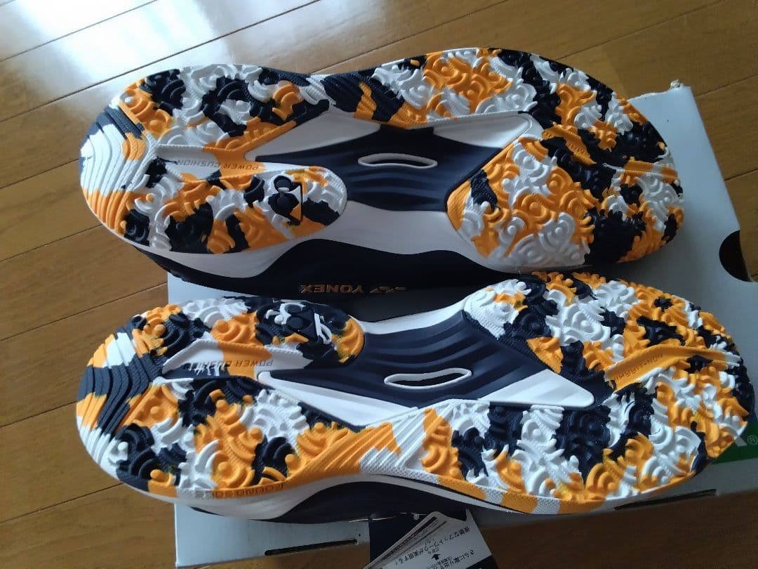 Yonex パワークッションフェージョンレブGC(砂入り人工芝 26.5センチ