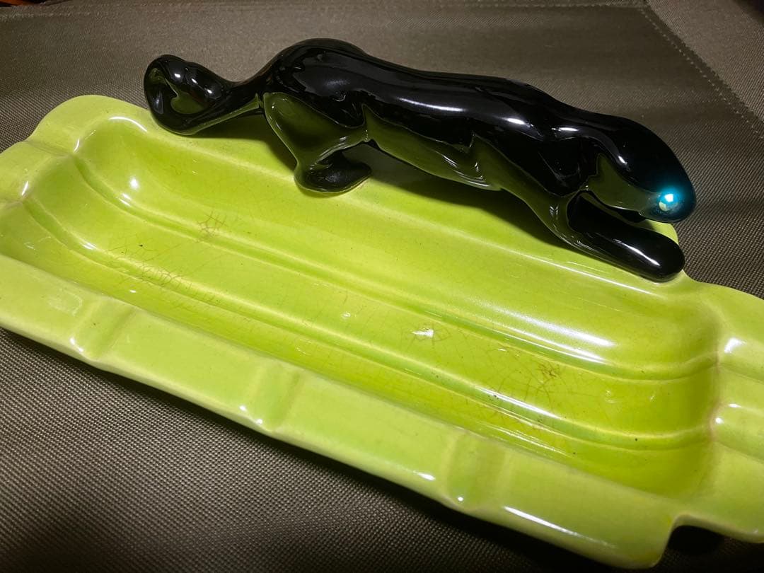 ブラック パンサー レオパード 灰皿 50s レア - メルカリ