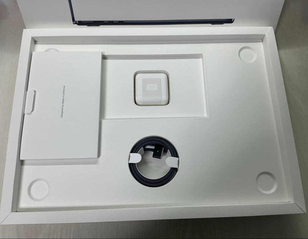 Macbook Air M3 15インチ 512GB 16GB ミッドナイト