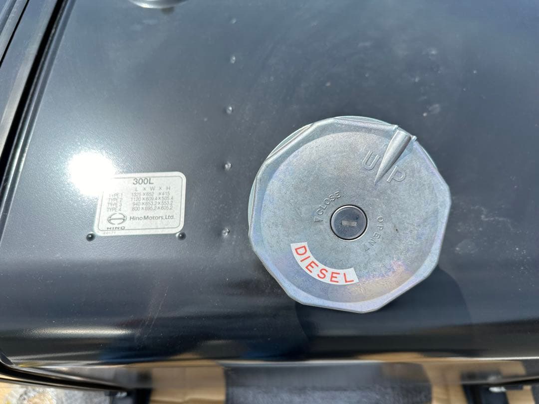 燃料タンク300L (日野)