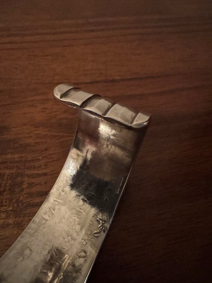 ブラックフット族 James Faks チェイシング バングル