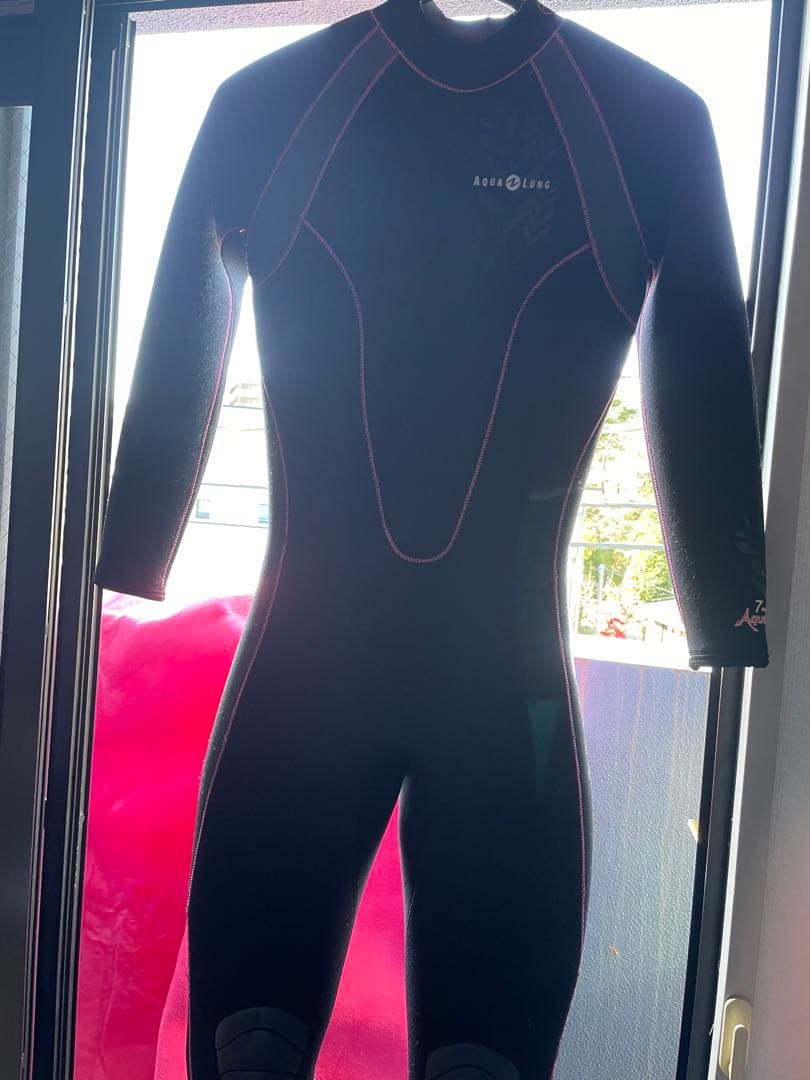 Aqua Lung フルスーツ ブラック・ピンク7mmスキューバダイビング冬必須
