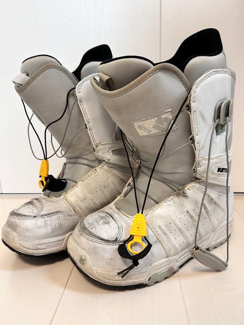 Burton スノーボードブーツ ホワイト 良品Burton Moto Asian Fit