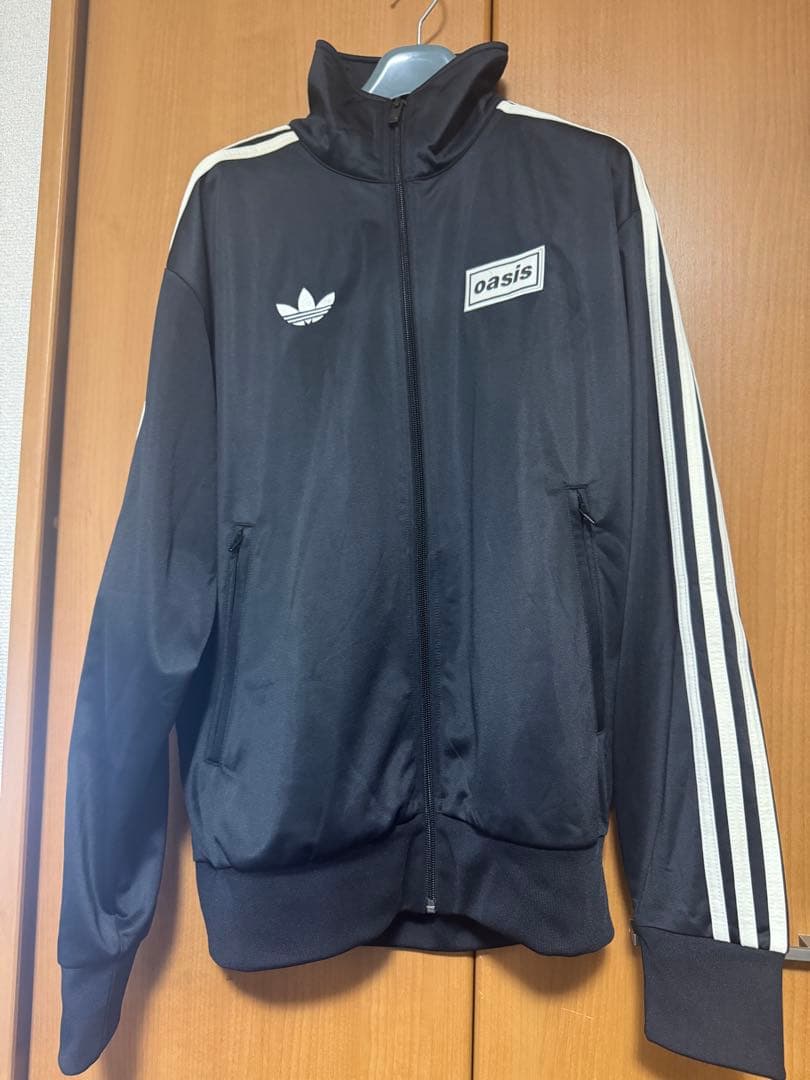 adidas x Oasis ツアーファイヤーバードトラックトップ ブラックL