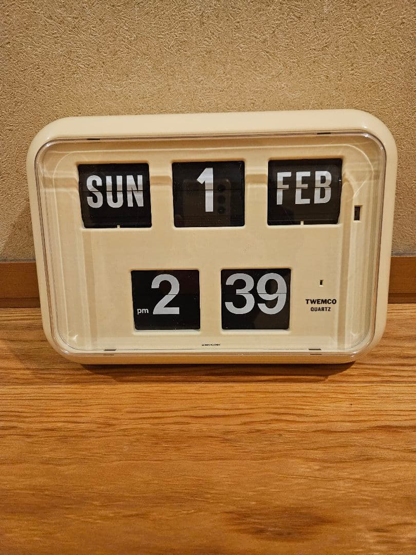 ジャンク品】 TWEMCO(トゥエンコ) QD-35 時計 ホワイト - メルカリ