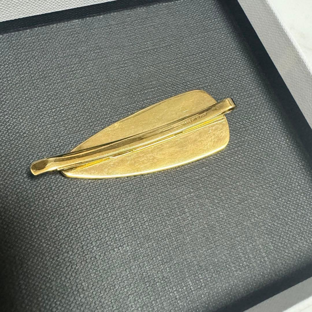 MIU MIU エナメルメタル ヘアクリップ ヘアピン