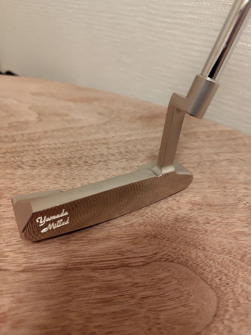 美品山田パター　エンペラー2 REVEグリップ