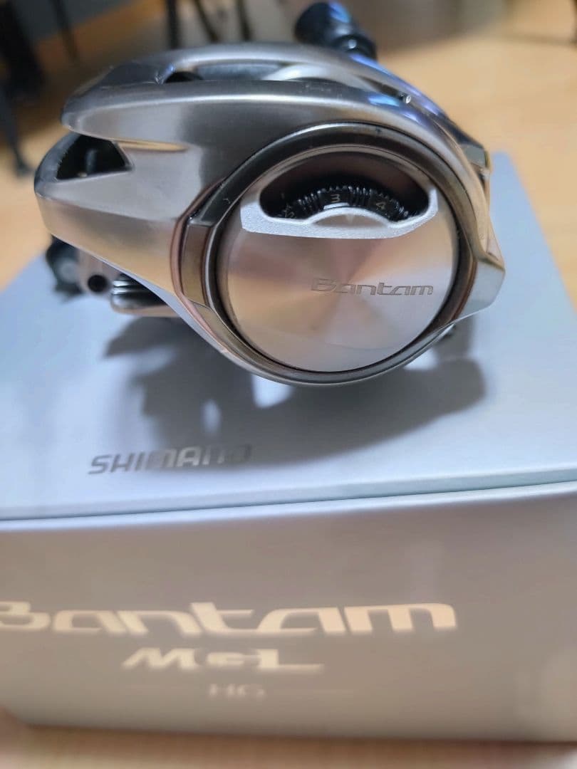 シマノ 18バンタムMGL HG 右巻き 交換用ノーマルギア付き