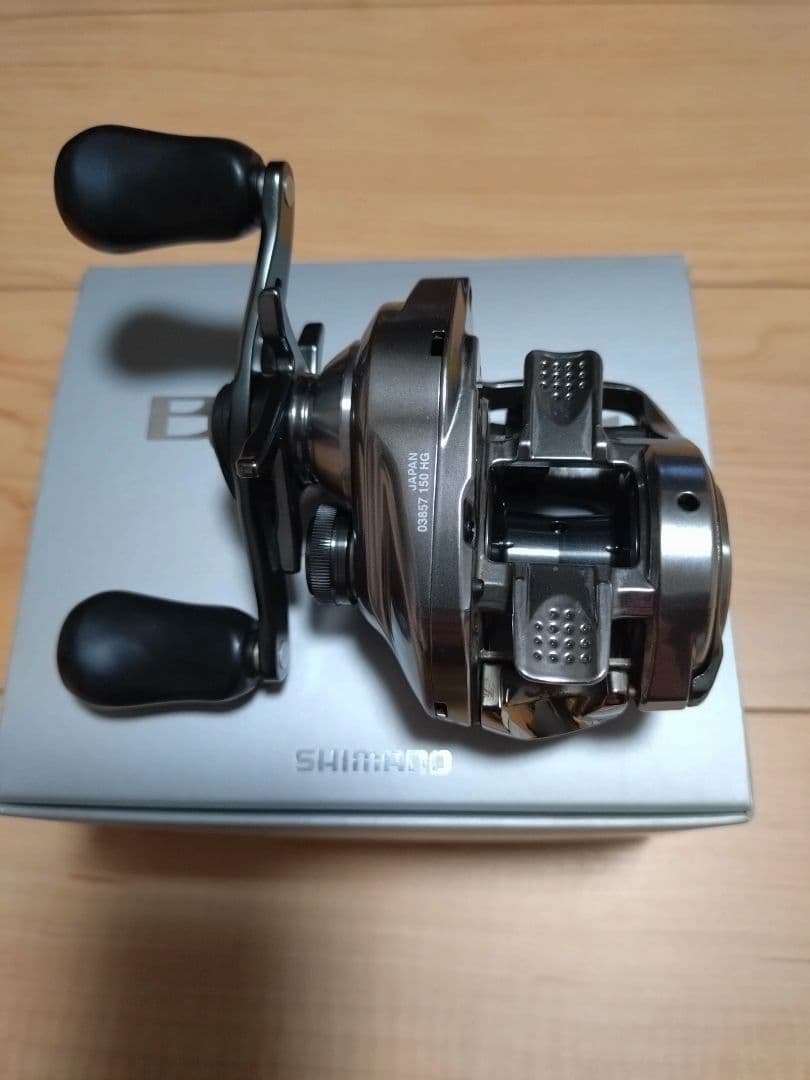 シマノ 18バンタムMGL HG 右巻き 交換用ノーマルギア付き