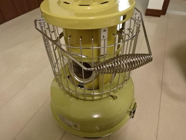 センゴクアラジン　ガスストーブ　BEAMS限定モデル　きつね色　専用バッグ付属