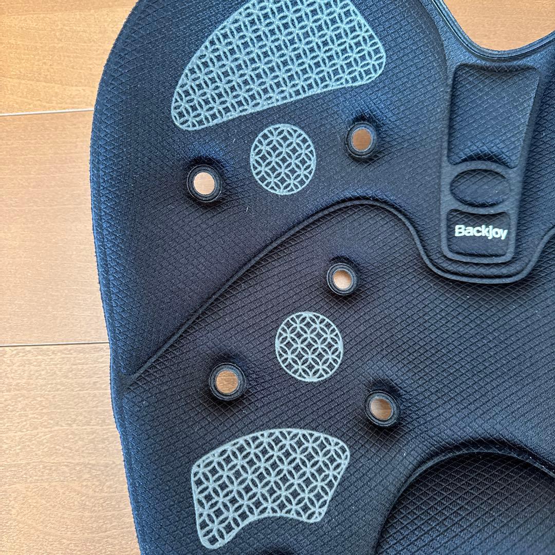 BackJoy メディコアリリーフPro＋ レギュラーサイズ ブラック