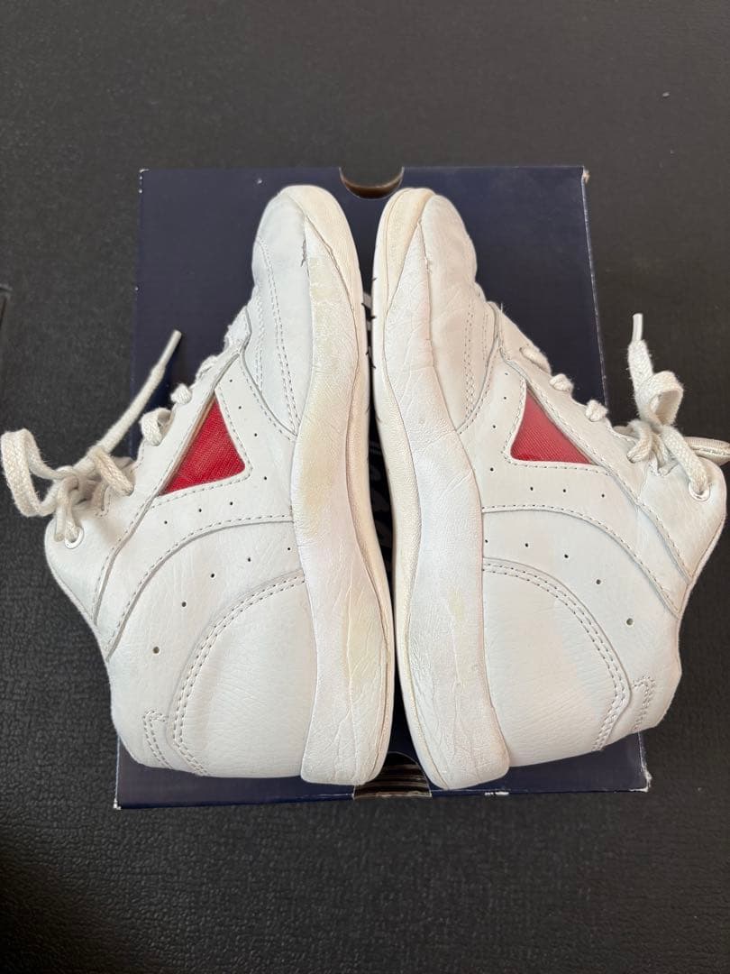 チアシューズ　varsity 21.0cm