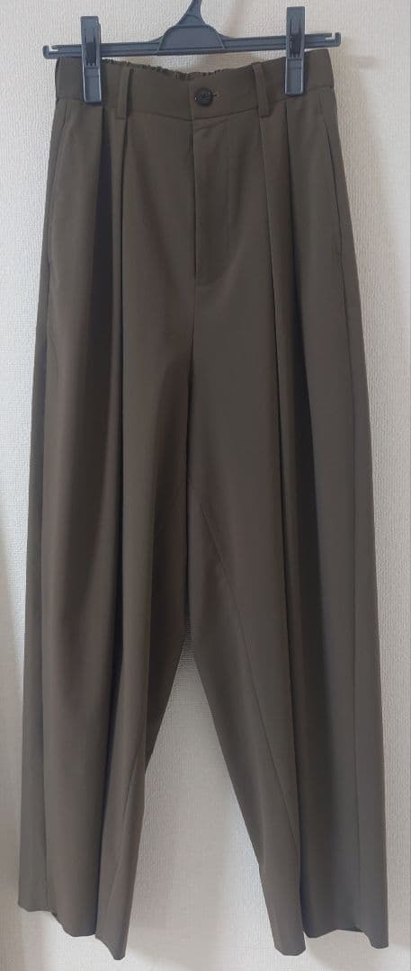 conte イージーパンツ