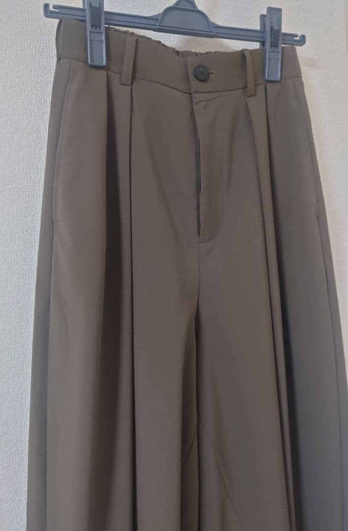 conte イージーパンツ