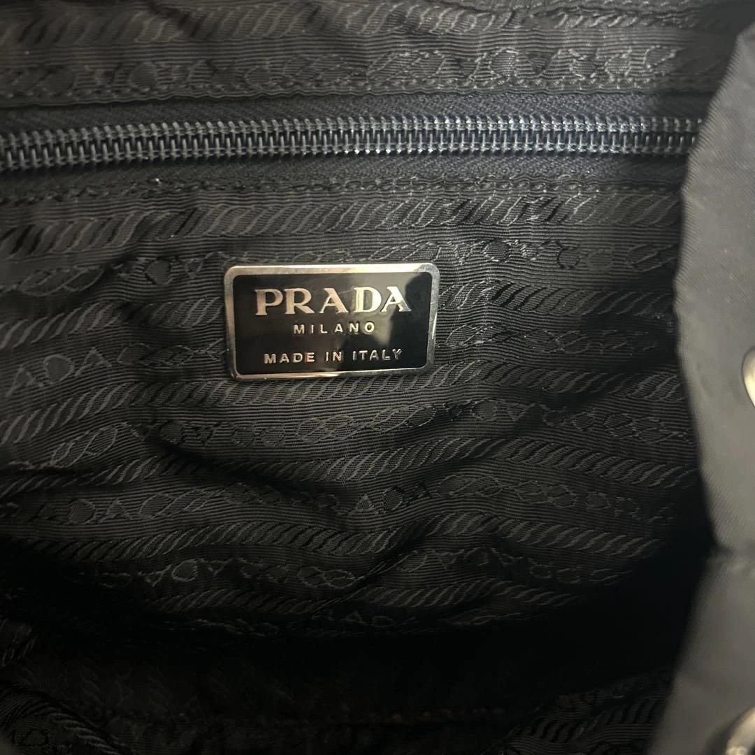 美品✨ お値下げ不可　プラダ PRADA ナイロン 黒 リュック 三角ロゴ