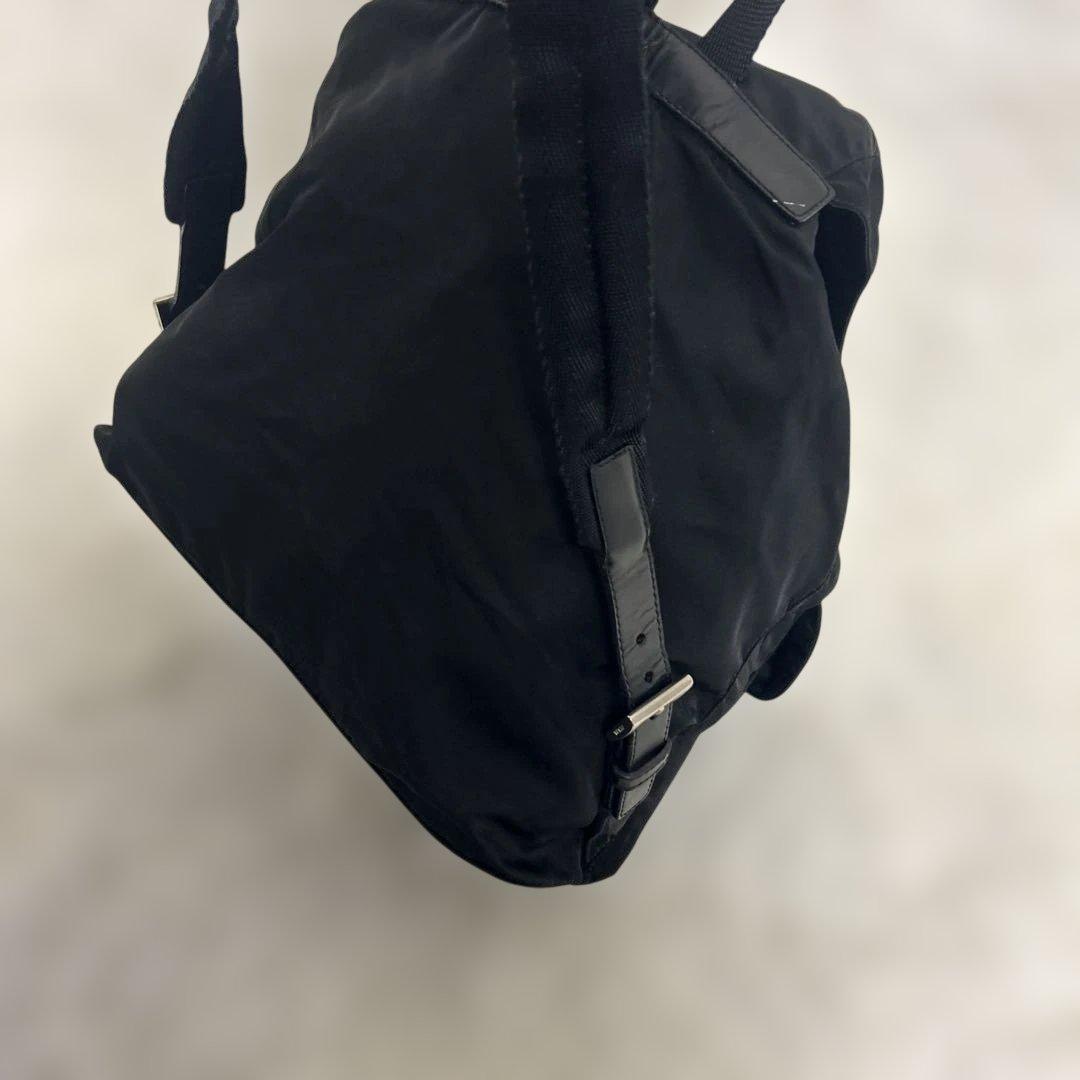 美品✨ お値下げ不可　プラダ PRADA ナイロン 黒 リュック 三角ロゴ