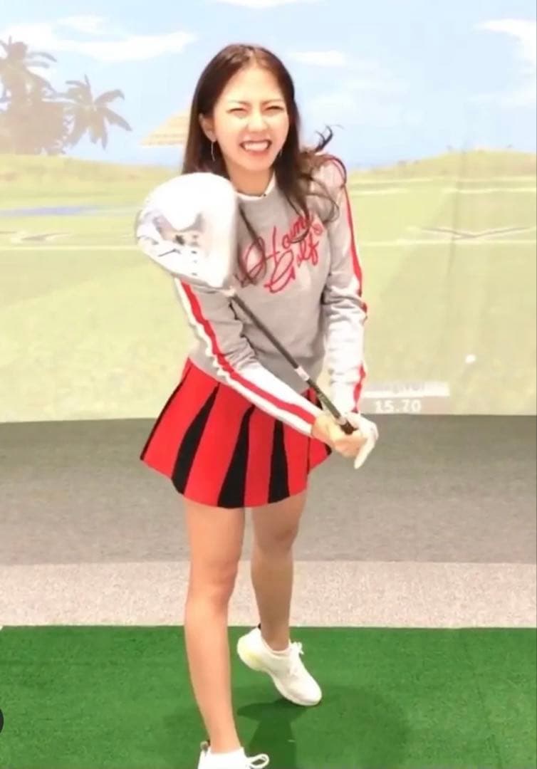 【新品タグ付き】ホンマゴルフ　3点セット　セーター　スカート　ニーハイソックス