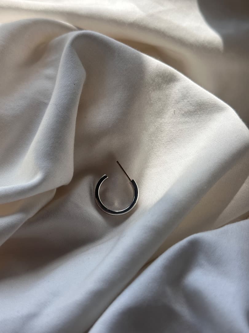 最終値下げ【片耳】Tiffany & Co. シルバー フープピアス