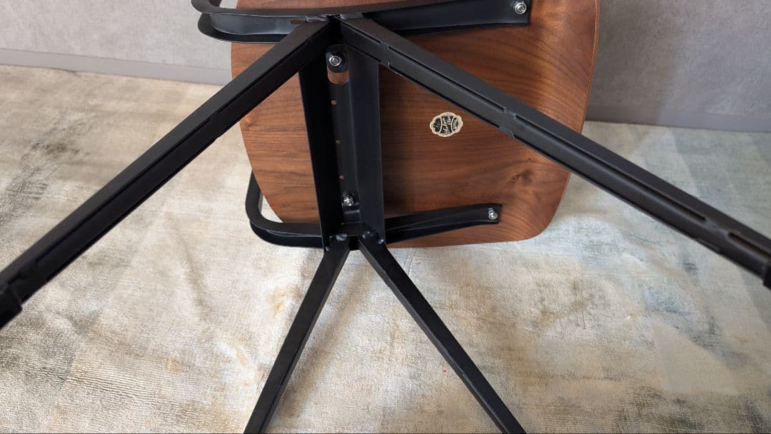 Northern Ohio Industrial コンパスレッグチェア 木製