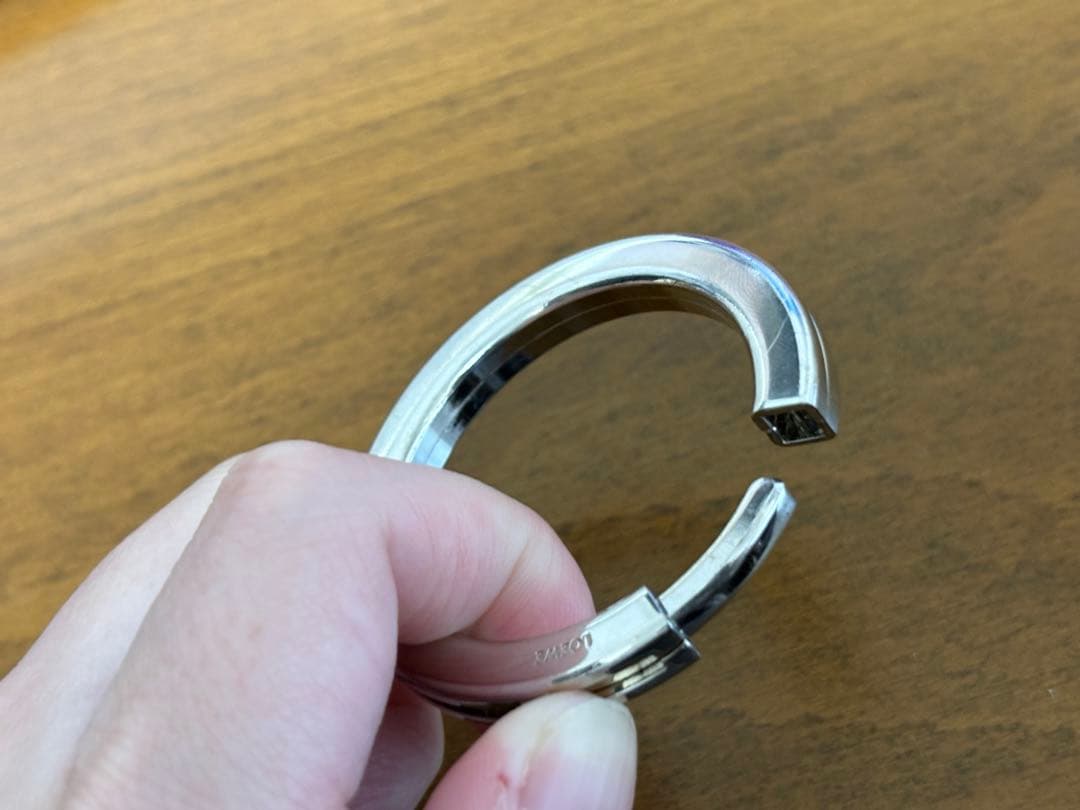 LOEWE ロエベ ストラップ メタリックリング 高価