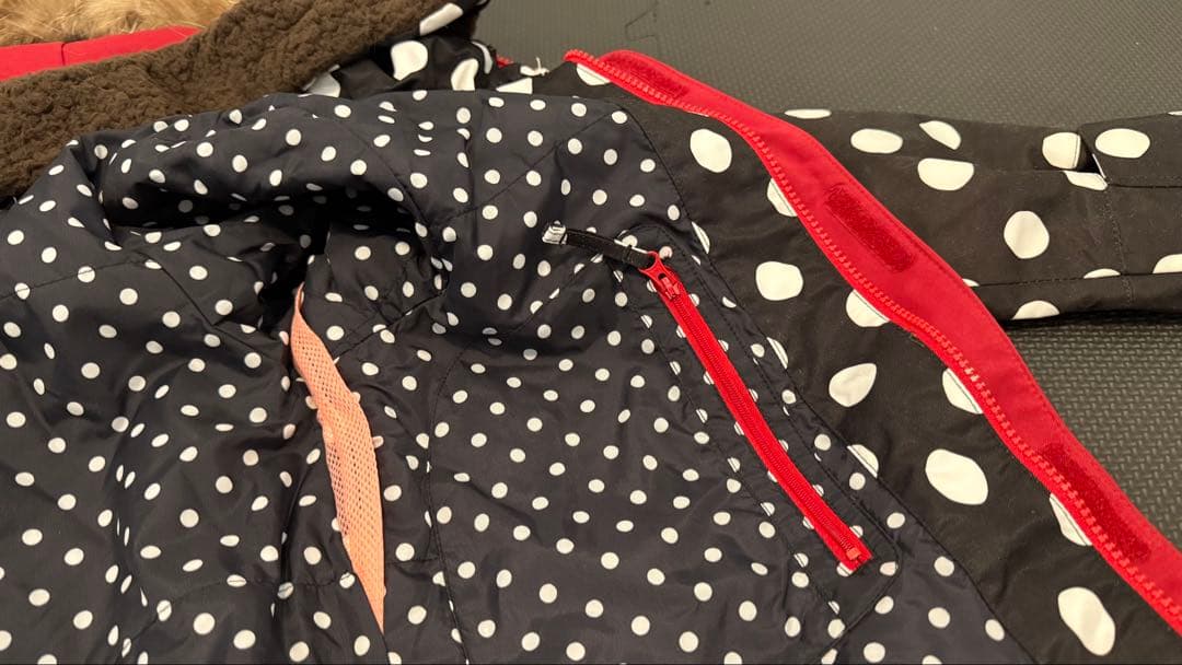 新品未使タグ付 スノボウエア S レディース キッズ ジュニア レア 高品質