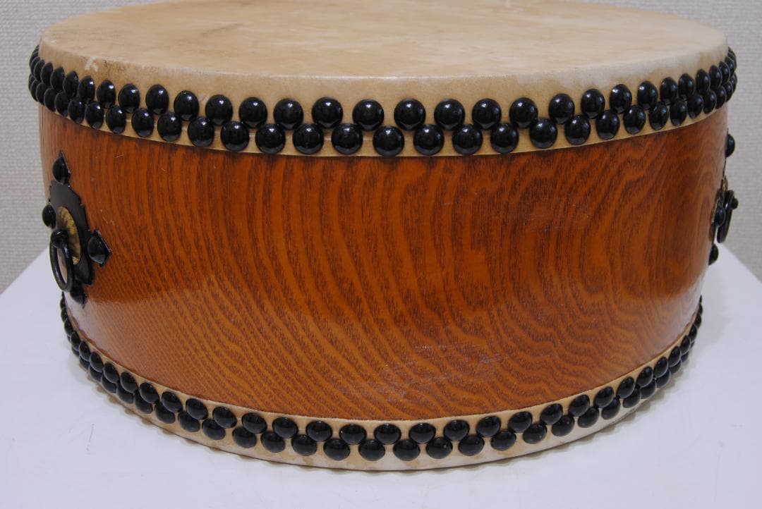 平太鼓 平胴太鼓 和太鼓 太鼓 1.4尺 鋲打 くりぬき胴 民謡 祭事 だんじり