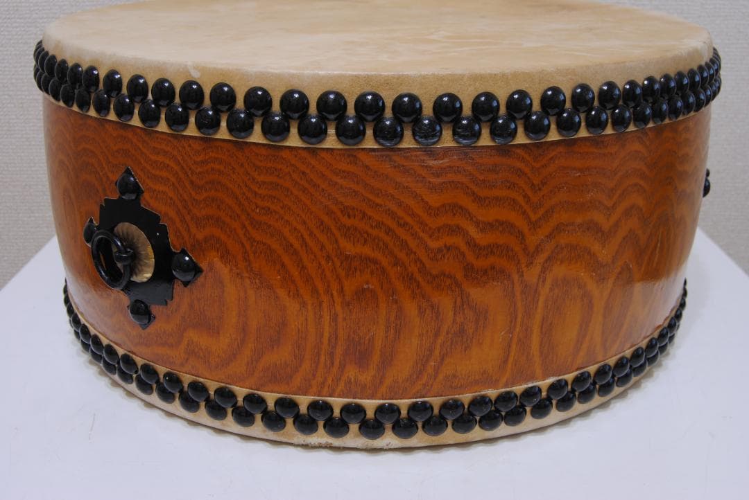 平太鼓 平胴太鼓 和太鼓 太鼓 1.4尺 鋲打 くりぬき胴 民謡 祭事 だんじり