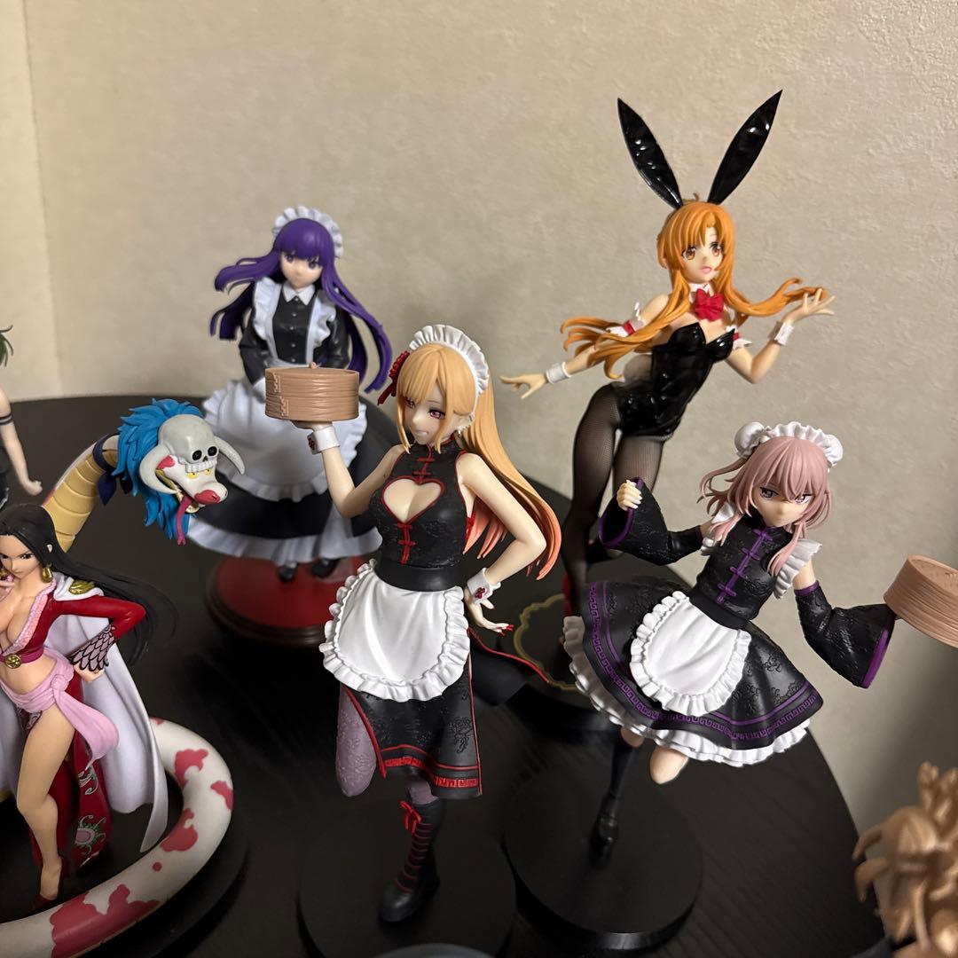 プライズフィギュア28体まとめ売り - メルカリ