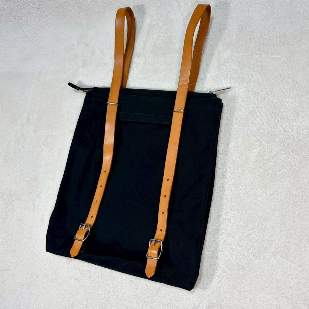 【美品✨】marimekkoマリメッコ eppu リュック　PC A4可　レザー