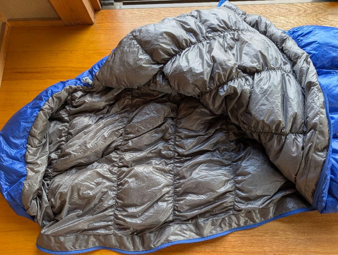 ✨本体美品　モンベル　ULスーパーストレッチダウンハガー#4　ダウンハガー