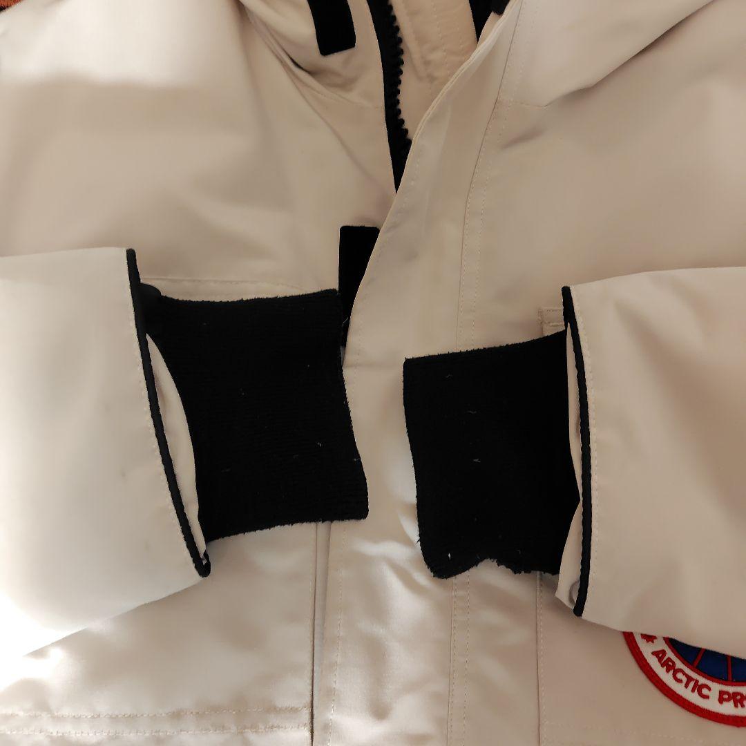   カナダグース ホワイト ダウンジャケット