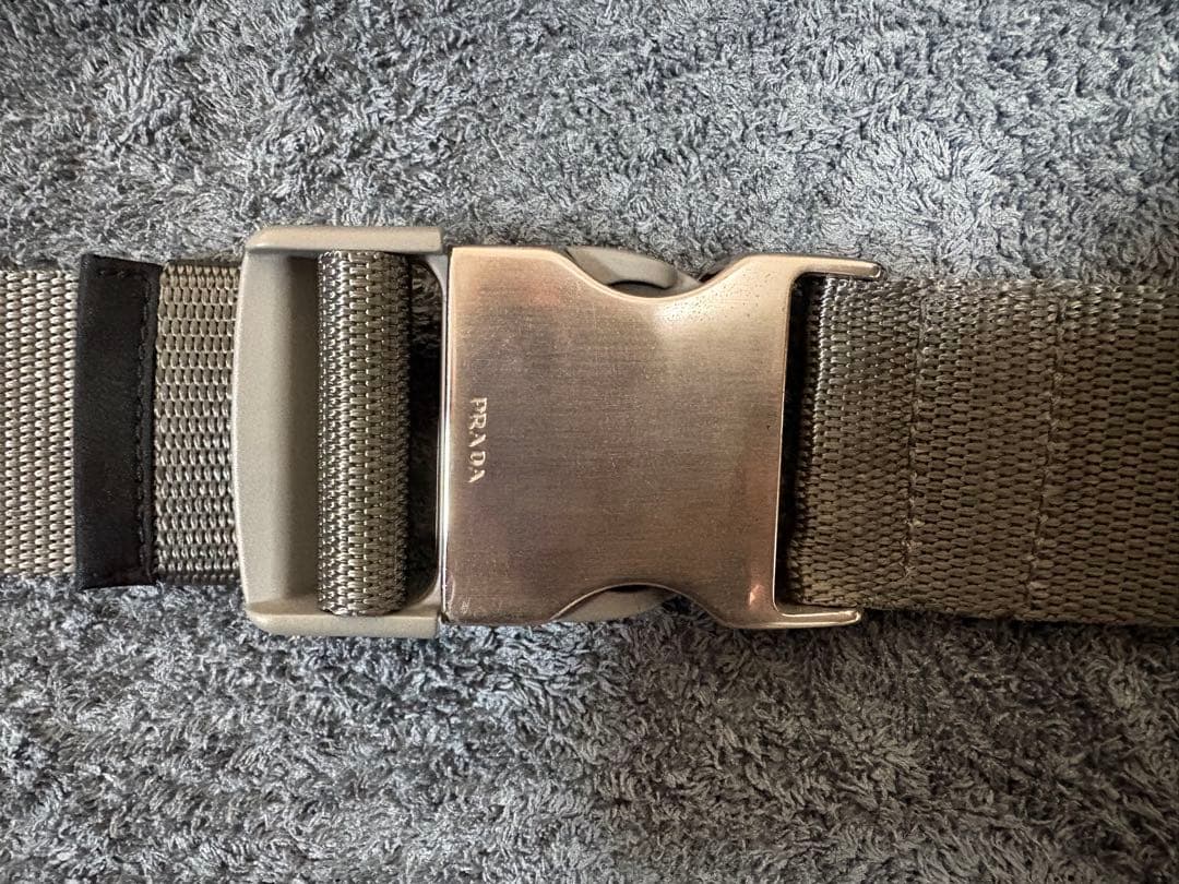 PRADAスポーツ　ボディバッグ　ウエストポーチ 4VA107 プラダ