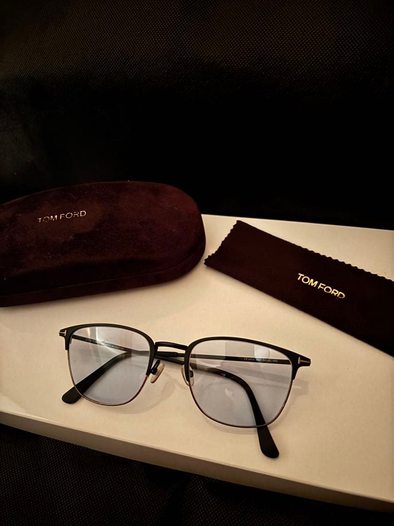 TOM FORD マットブラック　ブロウサングラス