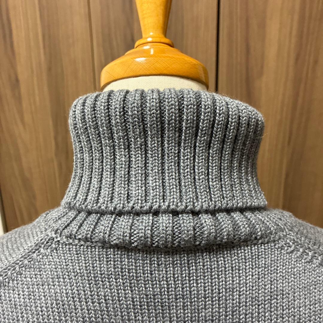 美品　ZANONE（ザノーネ） 5Gグレー タートルネック ニット