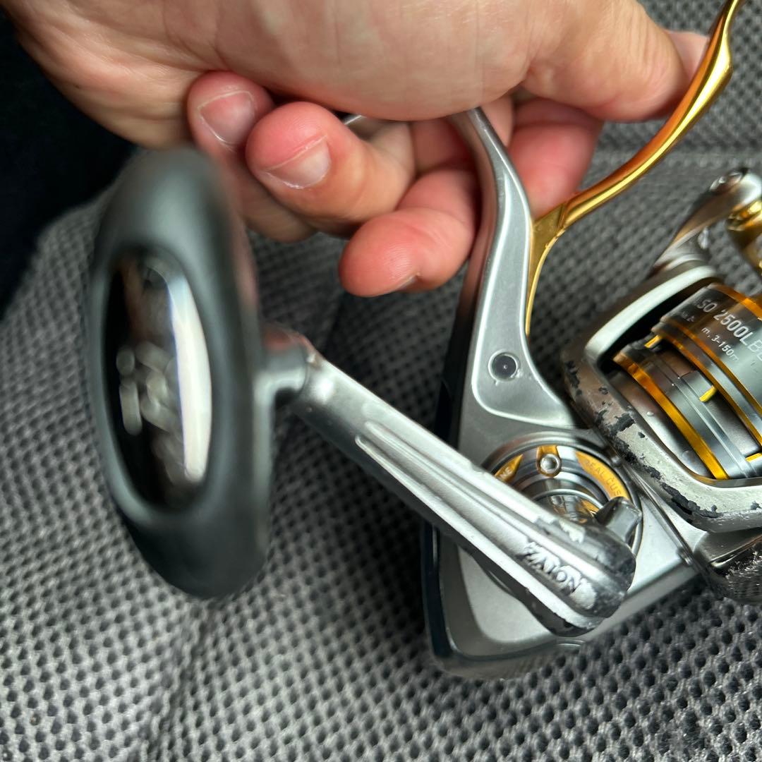 ダイワ　プレイソ2500ーLBDレバーブレーキ