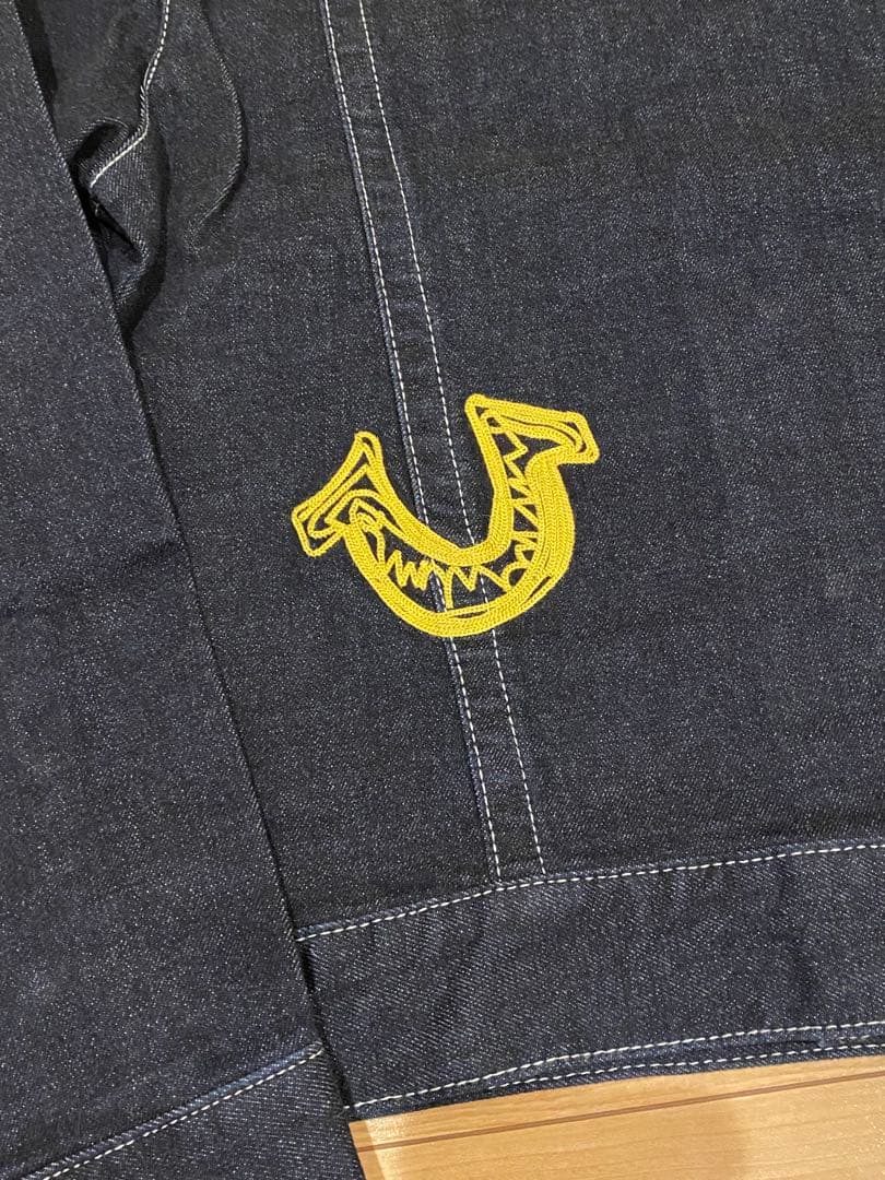 TRUE RELIGION ダークデニムジャケット