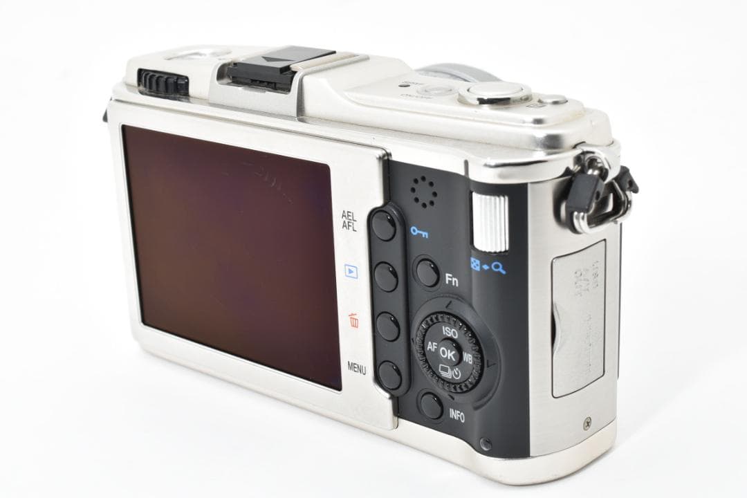 オリンパス E-P1＋14-42mm レンズセット 新品充電器付 カメラ