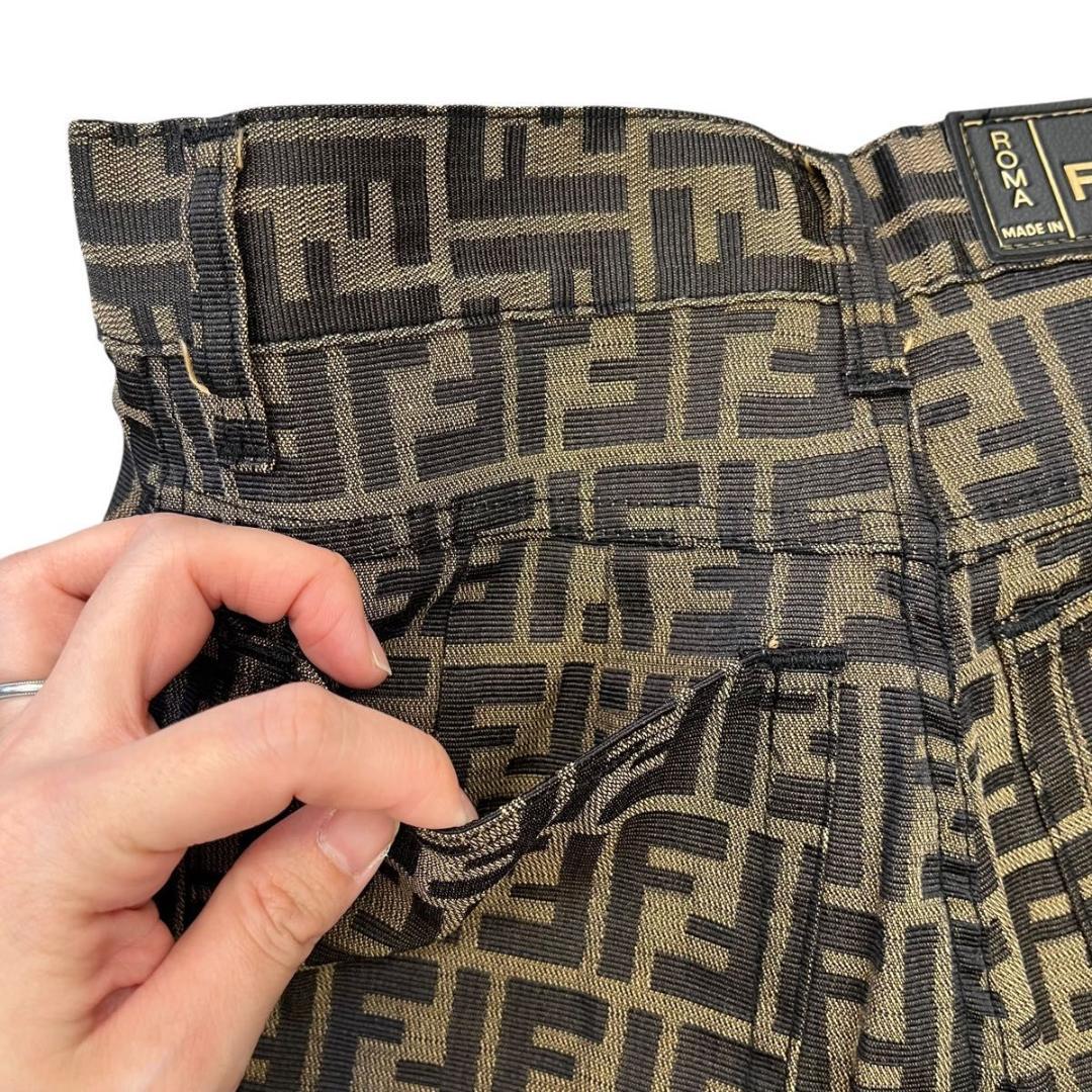FENDI フェンディ ズッカ柄 総柄 ボトムス クロップドパンツ レディース