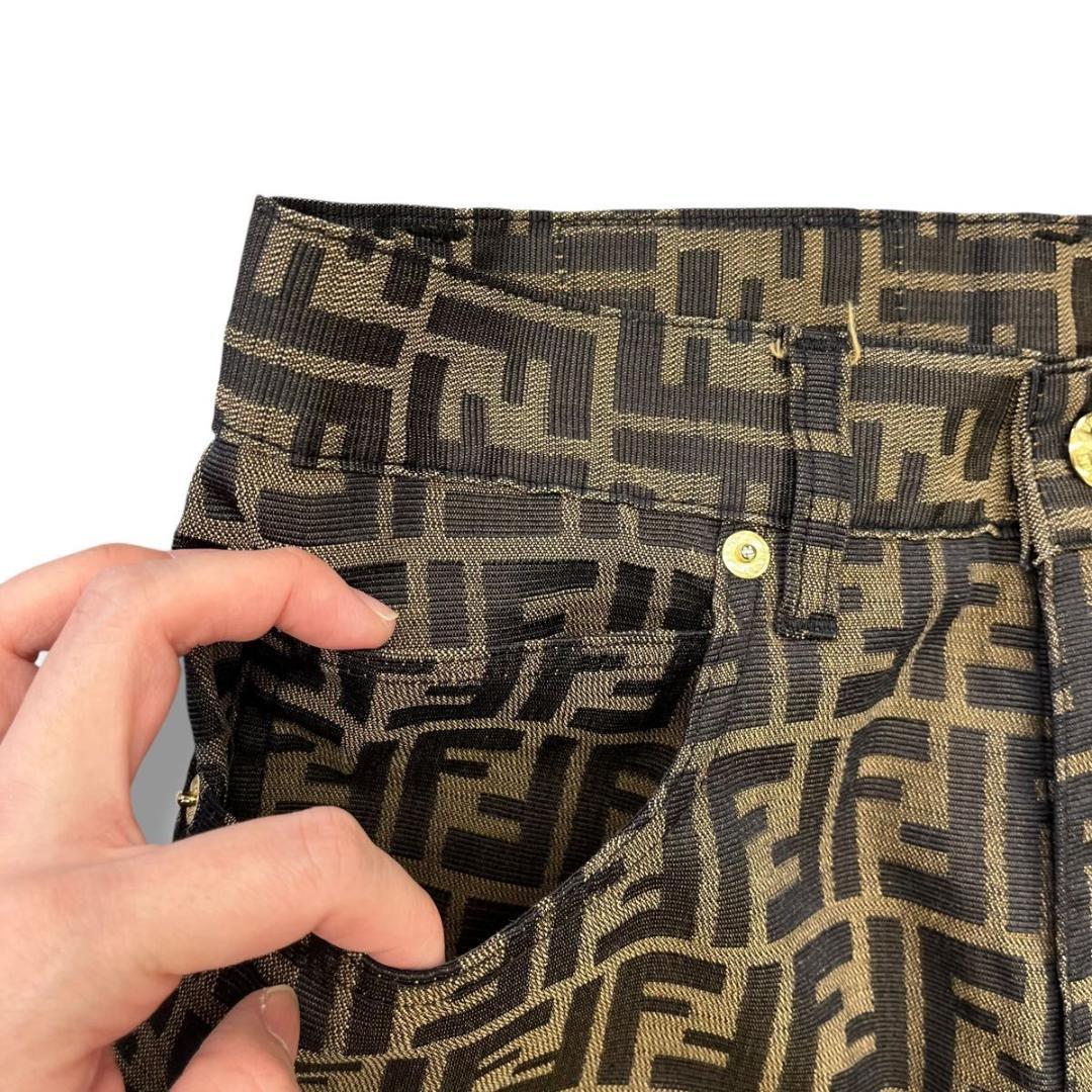 FENDI フェンディ ズッカ柄 総柄 ボトムス クロップドパンツ レディース