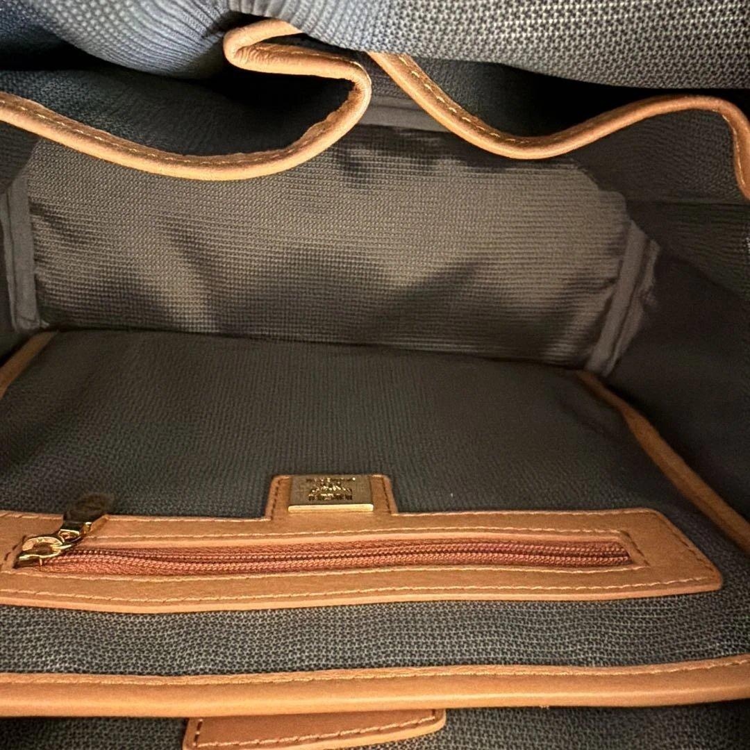 MCM ロゴプリント バックパック　美品　スモールサイズ