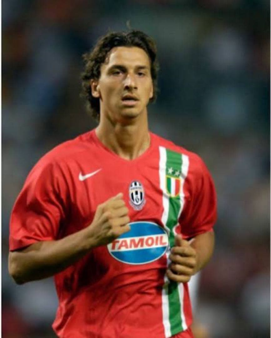 ユヴェントス　長袖　ユニフォーム　total90 XL 05/06 貴重　シャツ